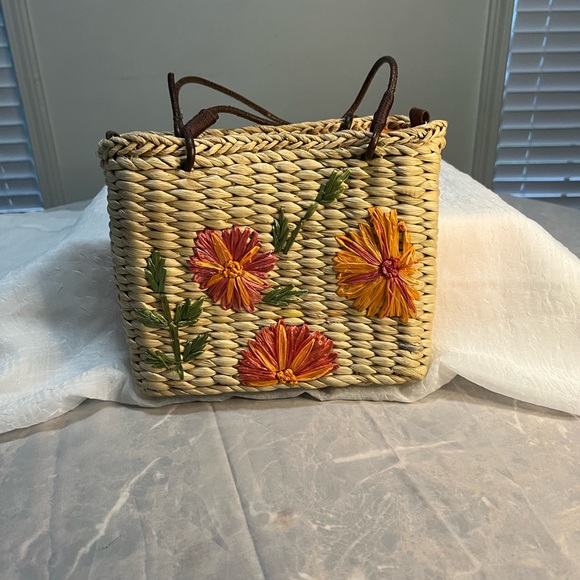 Straw Bags Bundle 2 Pieces - Picture 2 of 5